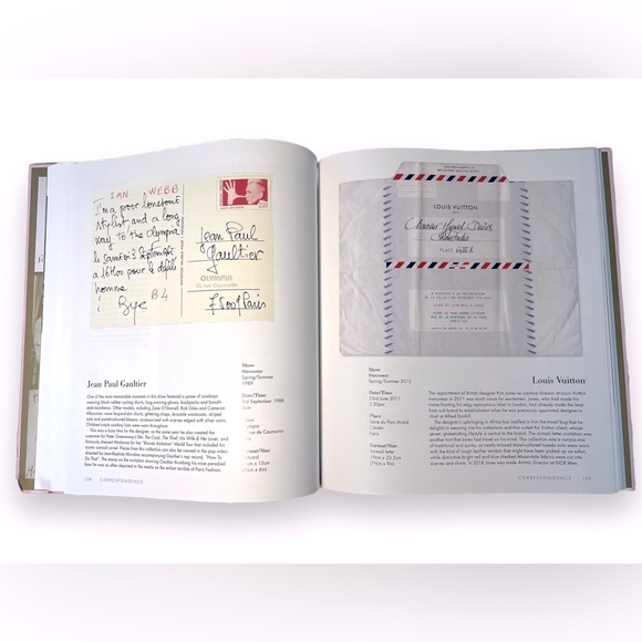 The Fashion Show Book - the Stories, Invites & Art of 300 Landmark Shows - Picture 4 of 7